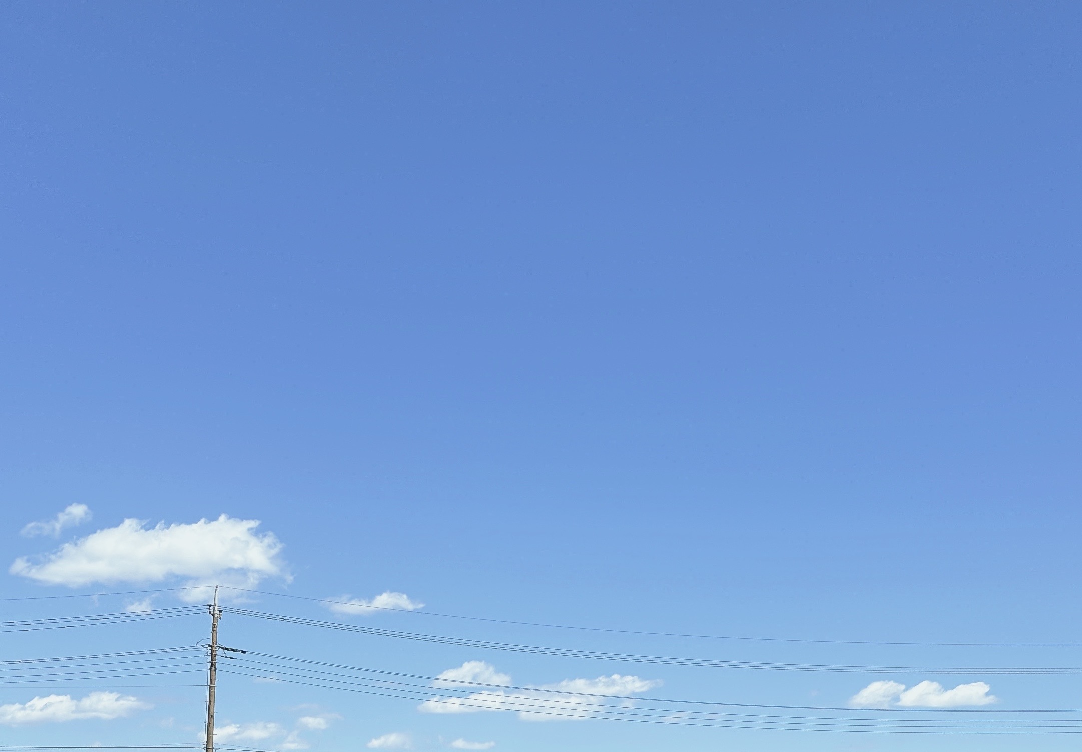 春　晴れた空